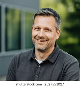 <em><strong>Hans W. from Munich</strong></em>